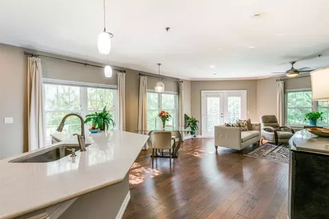 3400 Welborn St #223, Dallas, TX 75219