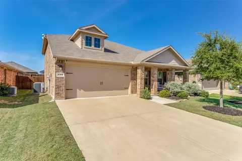 1109 Corbitt Ln, Fate, TX 75189