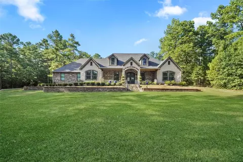 9281 Amelia Dr, Anderson, TX 77830
