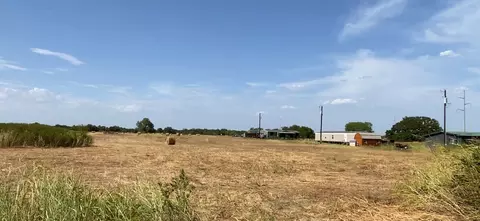 1979 County Rd 1886, Sunset, TX 76270