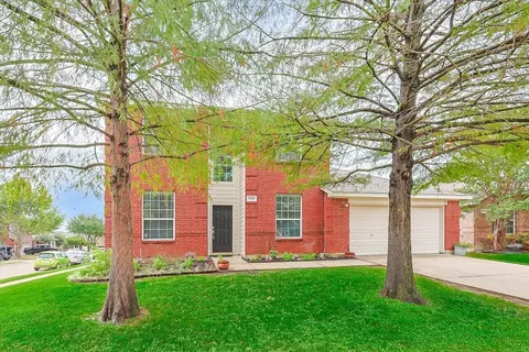 1432 Pepperidge Ln, Fort Worth, TX 76131