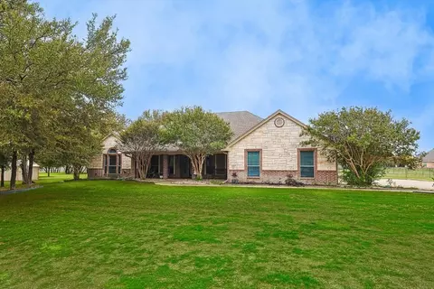 4031 Tortoise Ln, Fort Worth, TX 76135