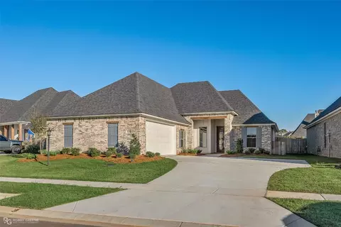 5128 Tensas Dr, Bossier City, LA 71111