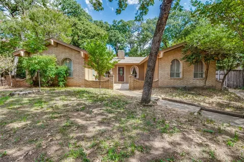 1503 Phyllis Ct, Irving, TX 75060