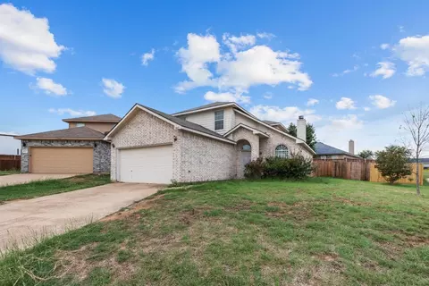 8013 Marielle Cir, Dallas, TX 75232