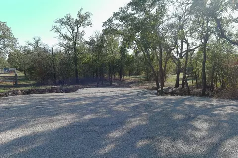 6 Longhorn Rd, Mineral Wells, TX 76067