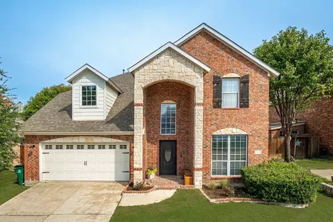 8404 Twin Oaks Dr, Mckinney, TX 75070