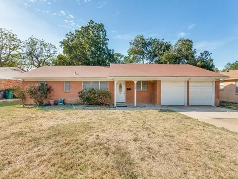 5608 Waltham Ave, Fort Worth, TX 76133
