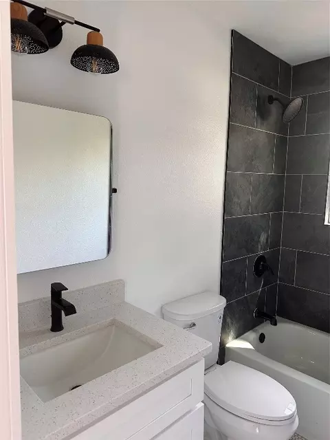 1211 E High St, Terrell, TX 75160 photo 7