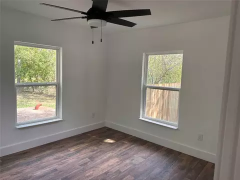 1211 E High St, Terrell, TX 75160 photo 8