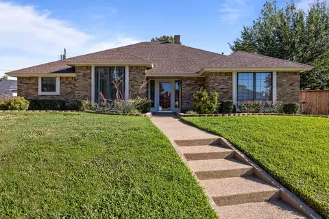3805 Runge Ct E, Irving, TX 75038