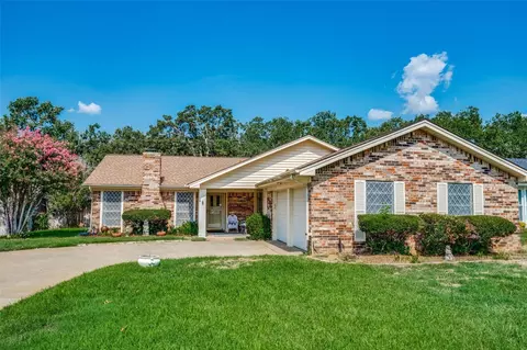 1305 San Marcos Dr, Arlington, TX 76012