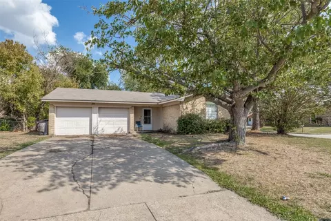 1911 Billy B Ave, Arlington, TX 76010