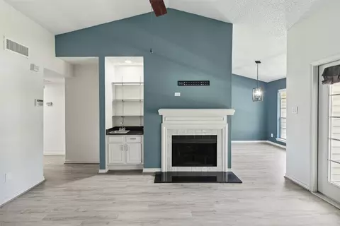 8555 Fair Oaks Xing #412, Dallas, TX 75243