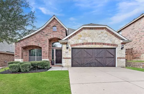 9037 Wiggins Dr, Fort Worth, TX 76244