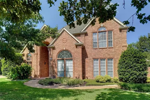 250 Silverwood Cir, Southlake, TX 76092