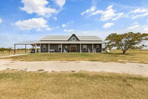 620 Glendale Dr, Godley, TX 76044