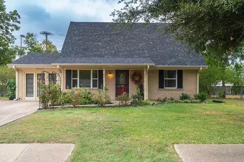 6715 Flamingo Rd, Greenville, TX 75402