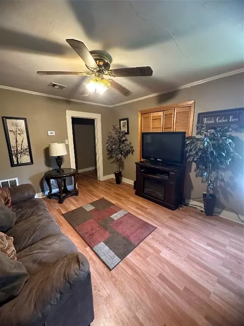 412 W Kentucky Ave, Vivian, LA 71082