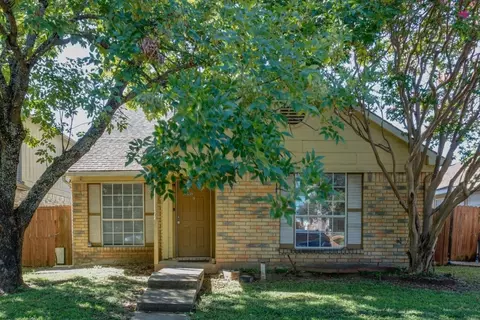10539 Blackjack Oaks Dr, Dallas, TX 75227