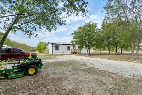 16671 Flow Rd, Krum, TX 76249 photo 24