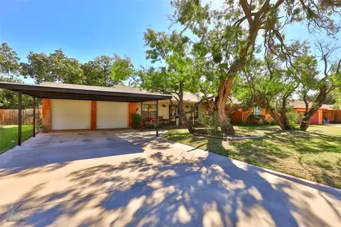 1433 Roanoak Dr, Abilene, TX 79603