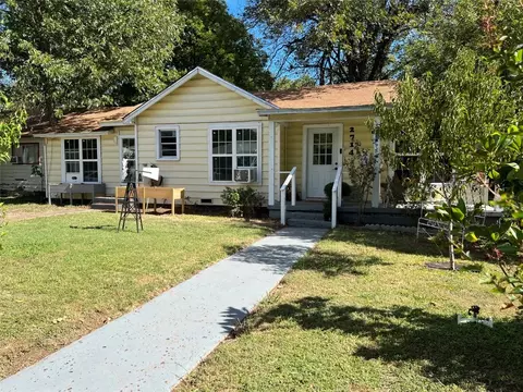 2714 Elizabeth Dr, Brownwood, TX 76801