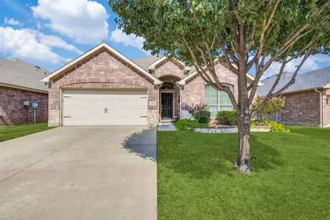 1225 Amazon Dr, Justin, TX 76247