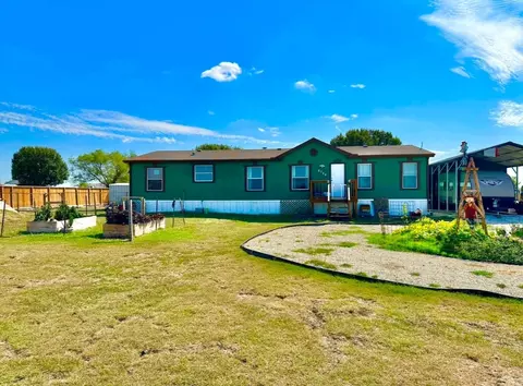 8704 Savannah Farms Ct, Alvarado, TX 76009