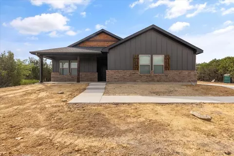 3805 Beacon Lake Dr, Bluff Dale, TX 76433