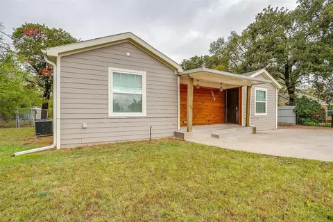 4618 Nolan St, Fort Worth, TX 76119