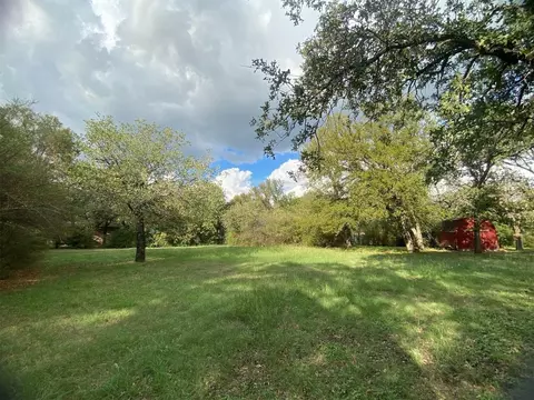 103 Lakeridge Rd, Lakeside, TX 76108