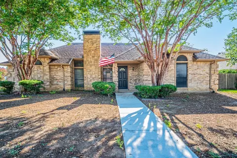 300 Roy Ln, Keller, TX 76248
