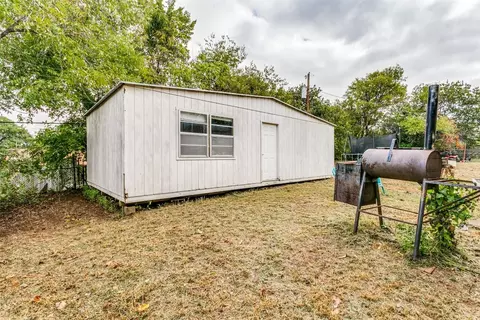 1313 Bryan Ct, Bedford, TX 76022