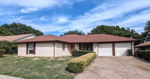 3007 River Bend Rd, Arlington, TX 76014