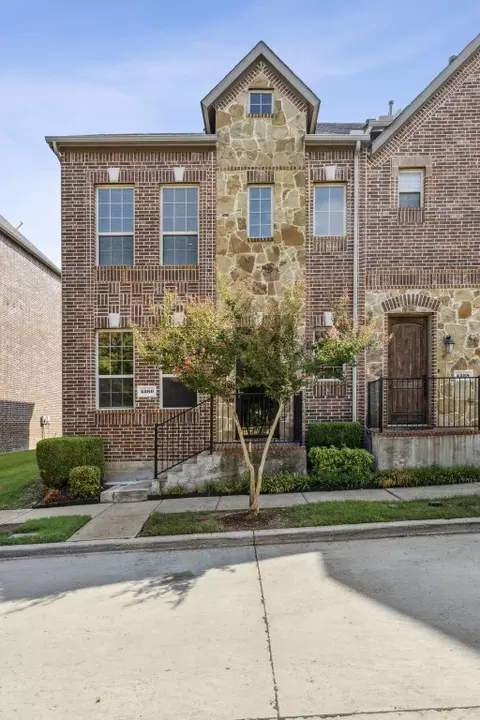 4260 Charles Rd, Carrollton, TX 75010