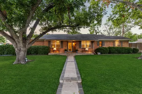 2127 Clarksdale Dr, Dallas, TX 75228
