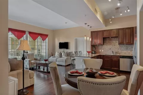3225 Turtle Creek Blvd #729, Dallas, TX 75219