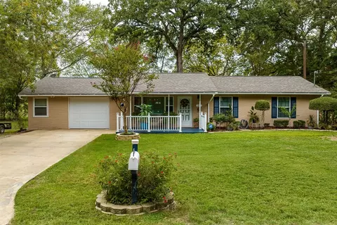 125 Oakwood Dr, Trinidad, TX 75163