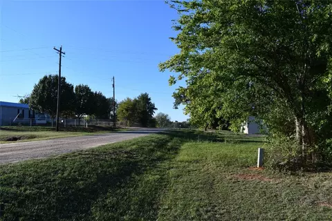 516 Concho, Quitman, TX 75783 photo 3