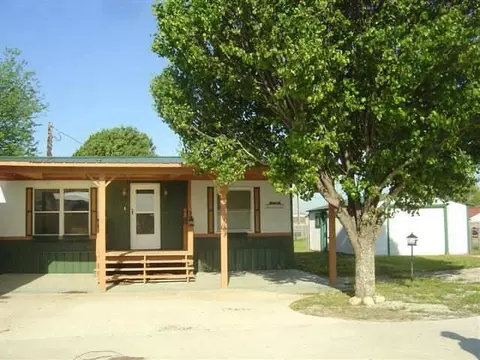 11354 Airway Blvd, Roanoke, TX 76262
