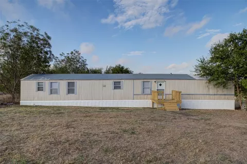 134 Happy Trail Ct, Rhome, TX 76078