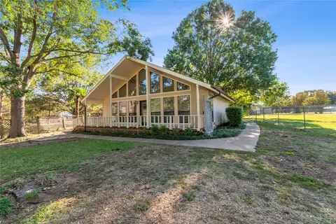 313 Comet Ranch Rd, Trinidad, TX 75163
