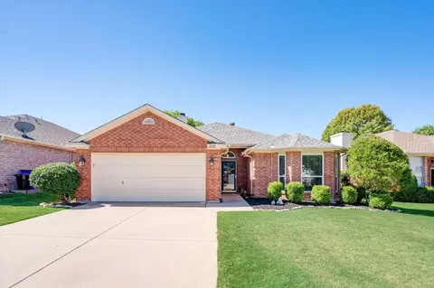 2120 Stoneridge Dr, Keller, TX 76248