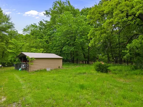 121 Brook Hollow Ln, Weatherford, TX 76088