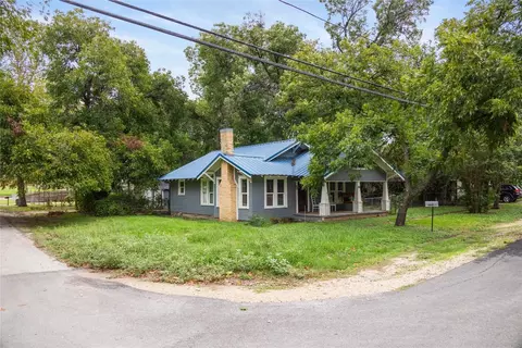 601 S Austin St, De Leon, TX 76444