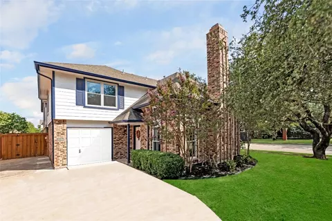 800 Canyon Ln, Irving, TX 75063