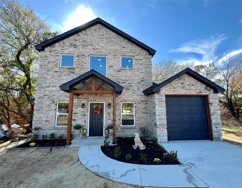 2907 Mistletoe St, Granbury, TX 76048