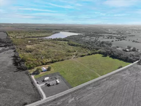 2320 Feaster Rd, Waxahachie, TX 75165