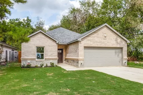 2923 Silkwood St, Dallas, TX 75215